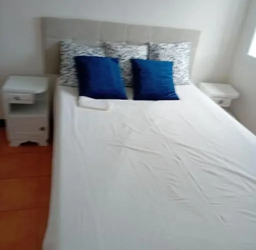 Casa Dos Avos Veras * أفيرو